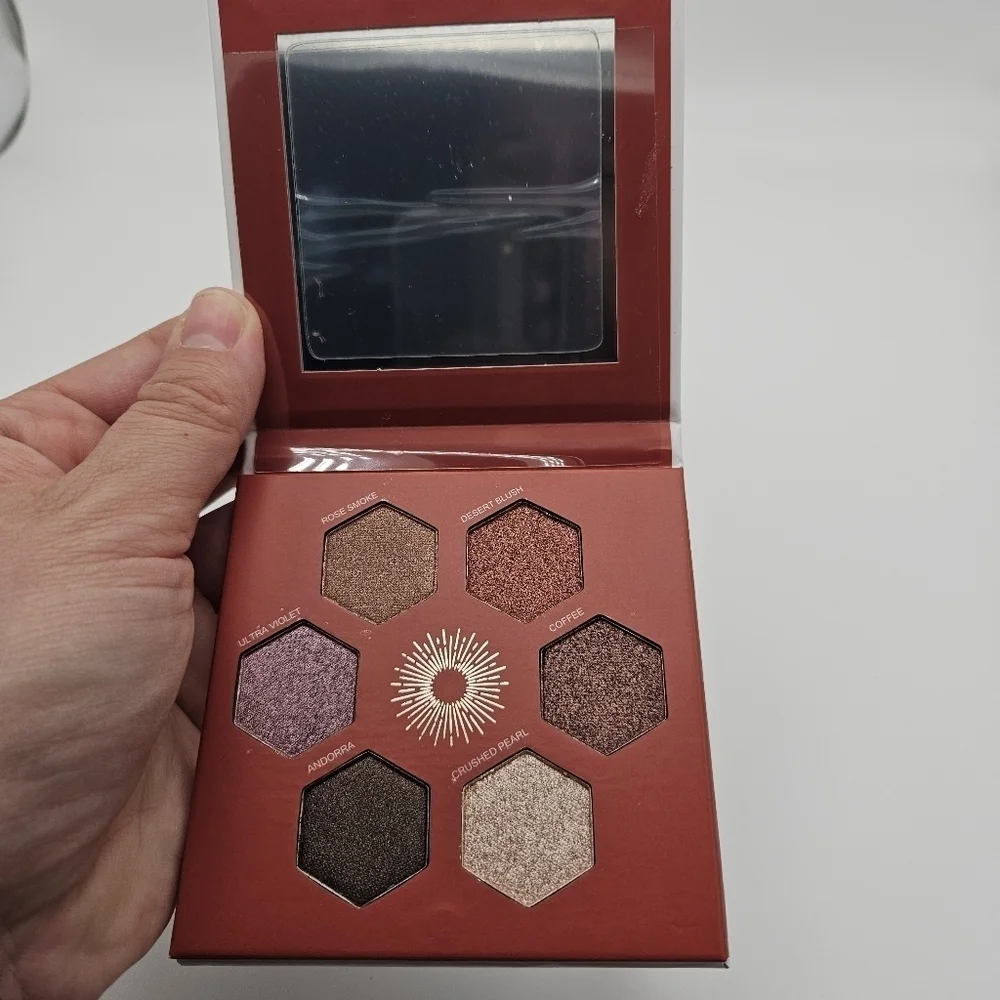 Nomad Cosmetics Sandbar eyeshadow palette warm tones